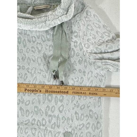 Soft Surroundings Tanzania Sweatshirt Size Small Gray Leopard Cowl Neck Pockets - Picture 8 of 10